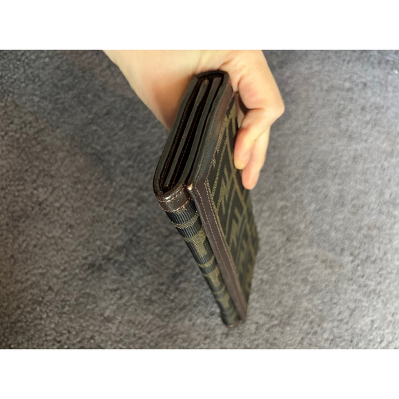Women's Fendi Wallet Brown - Picture 2 of 9